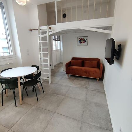 Loft Chic Avec Mezzanine Contemporaine Apartment Vénissieux Екстериор снимка