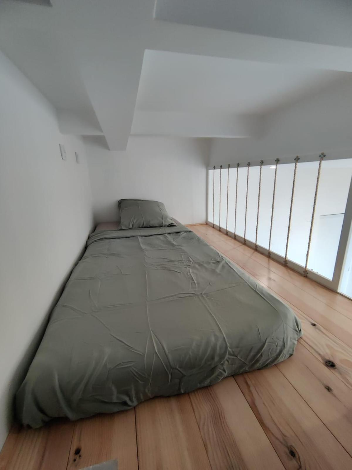 Loft Chic Avec Mezzanine Contemporaine Apartment Vénissieux Екстериор снимка