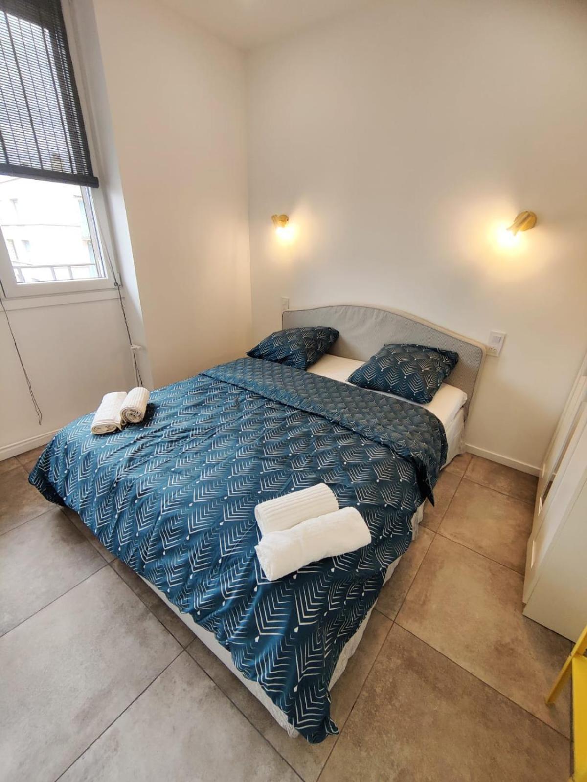 Loft Chic Avec Mezzanine Contemporaine Apartment Vénissieux Екстериор снимка