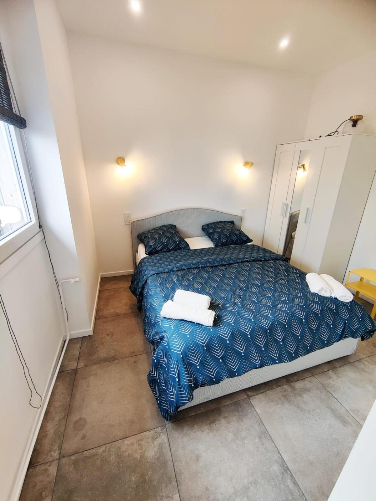 Loft Chic Avec Mezzanine Contemporaine Apartment Vénissieux Екстериор снимка